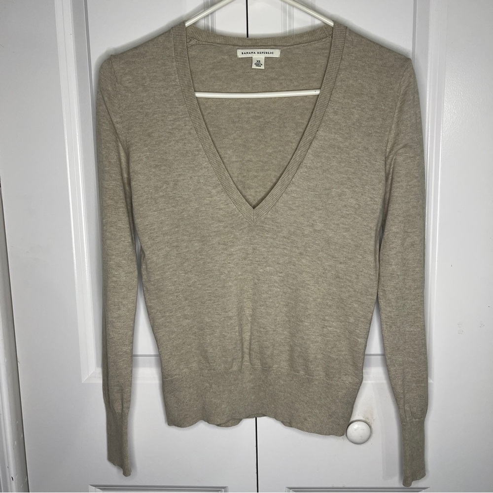 Banana Republic 100% Cotton Vneck Sweater Size XS Women Tan Oatmeal Summer 2009